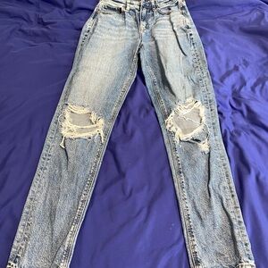 American Eagle Strigid Blue Jeans